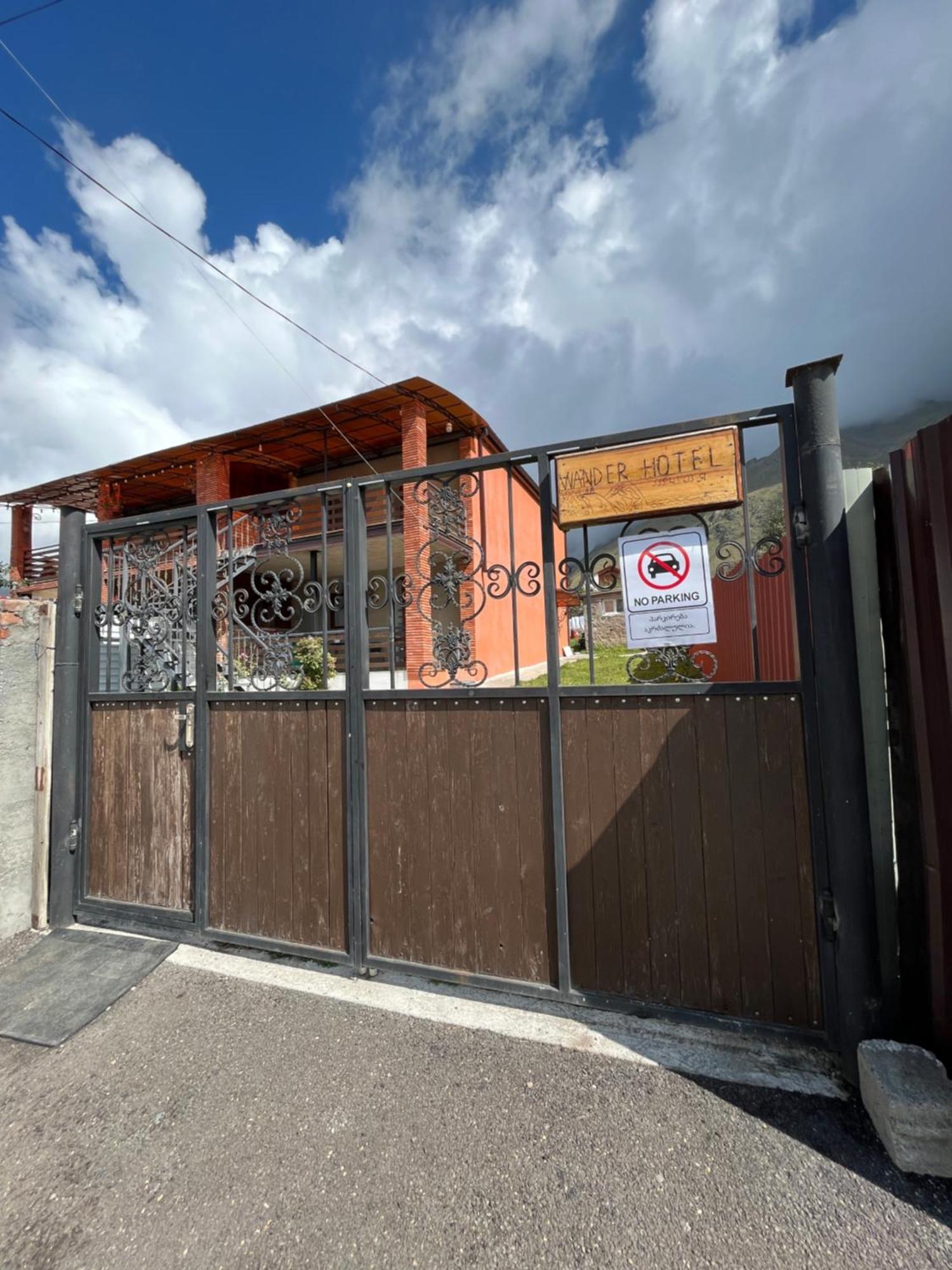 Wander Kazbegi Hotel Stepantsminda Exterior foto