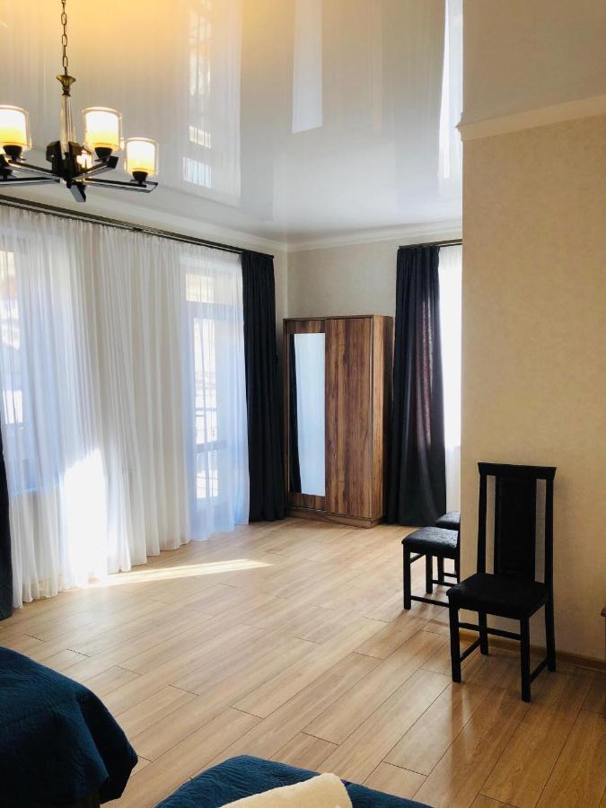 Wander Kazbegi Hotel Stepantsminda Exterior foto