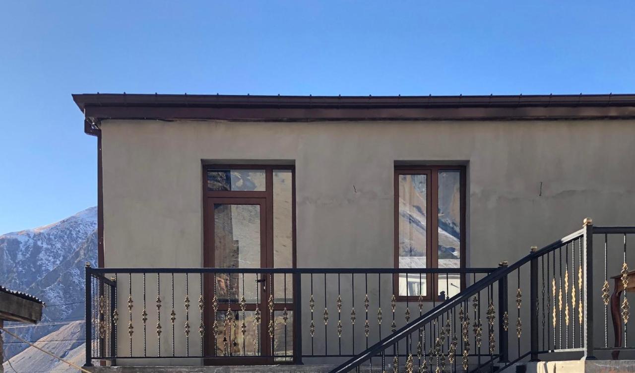 Wander Kazbegi Hotel Stepantsminda Exterior foto